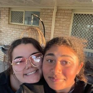 Meet your Posher, Lucy